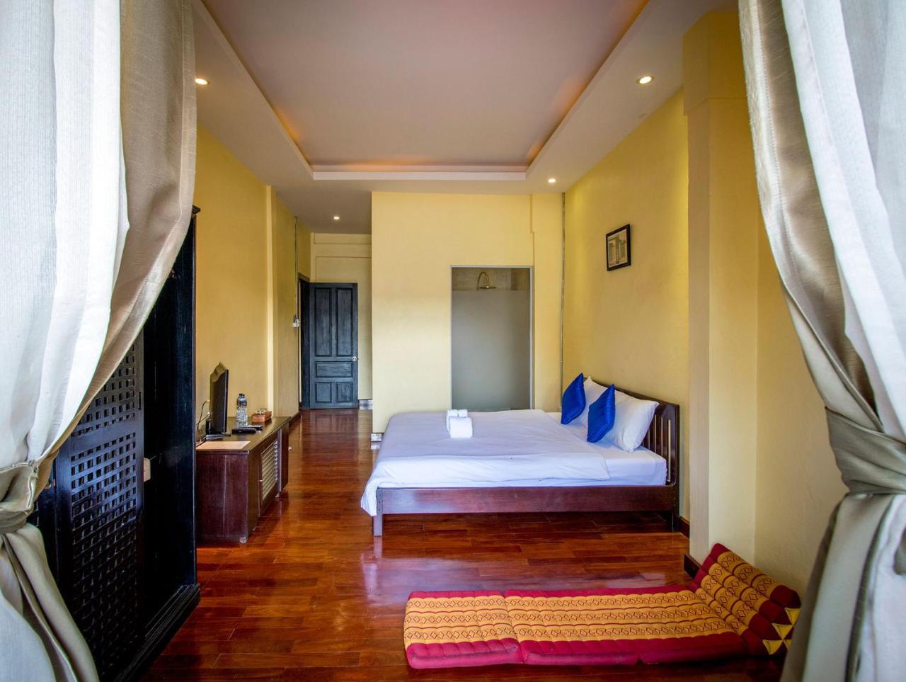 Inthira Thakhek Hotell Eksteriør bilde