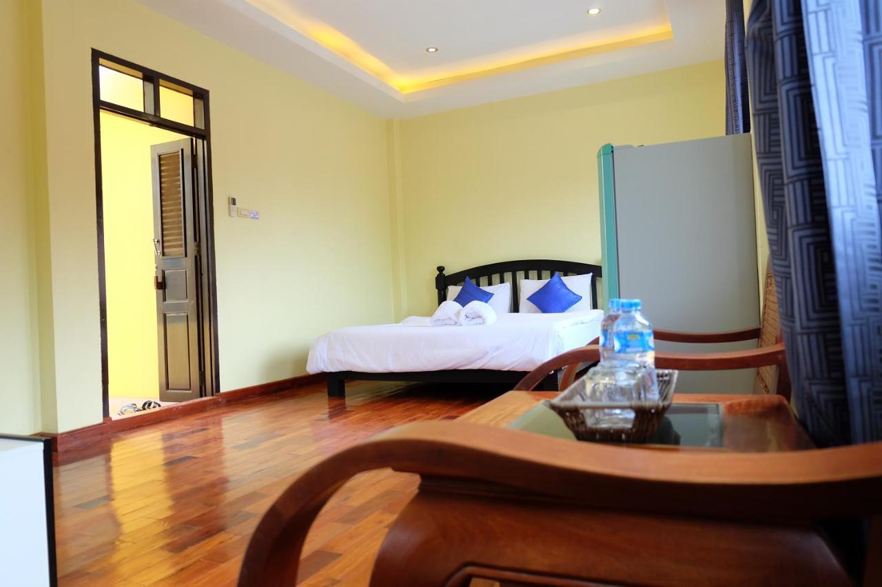 Inthira Thakhek Hotell Eksteriør bilde